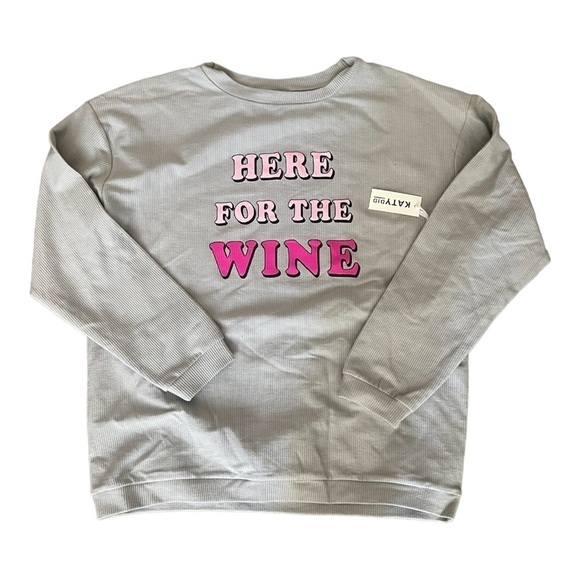 Sweatshirt NWT - Picture 1 of 1